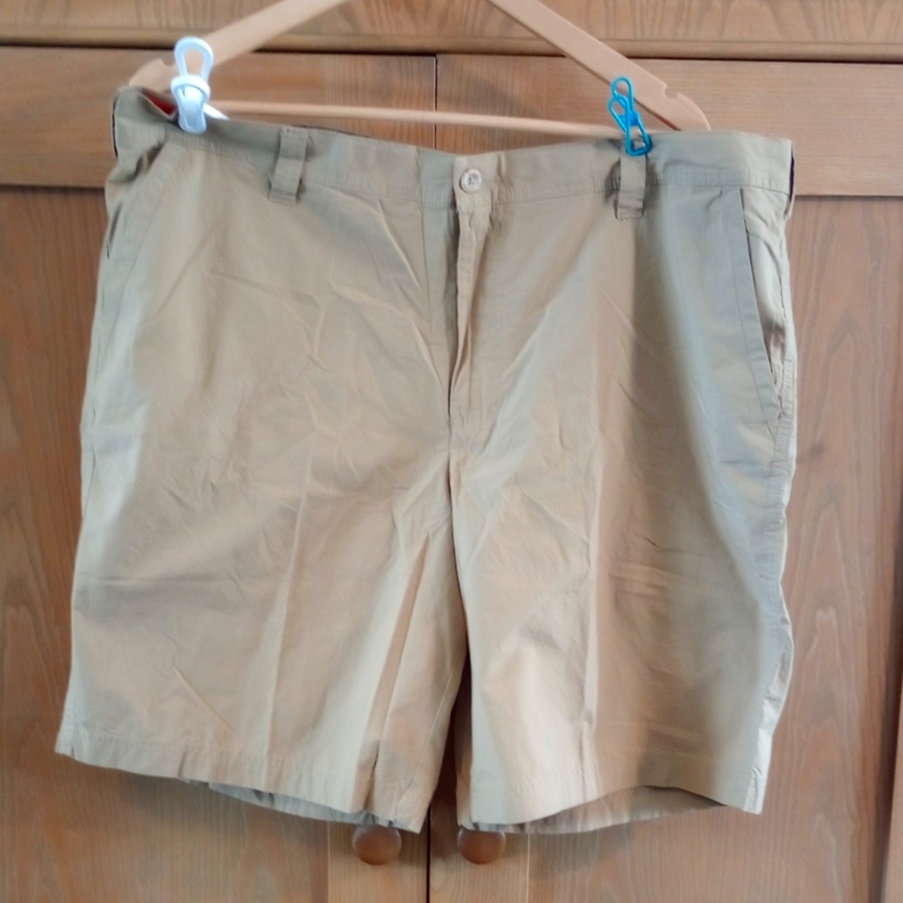 NWT Men's Columbia Shorts